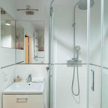 Lejlighed Nowoczesny 3city Przy Rzece W Gdansku Z Balkonem By Renters Gdańsk